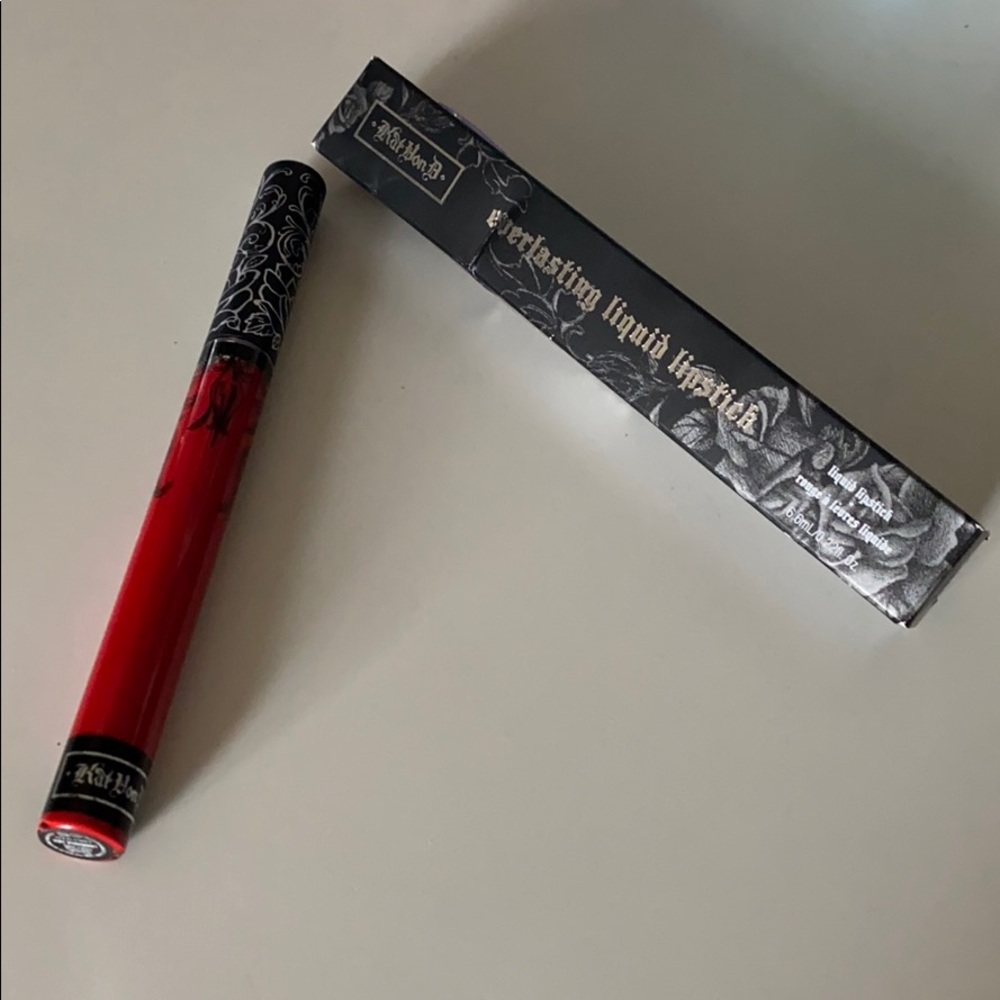 Kat Von D:Everlasting Liquid Lipstick(Underage Red